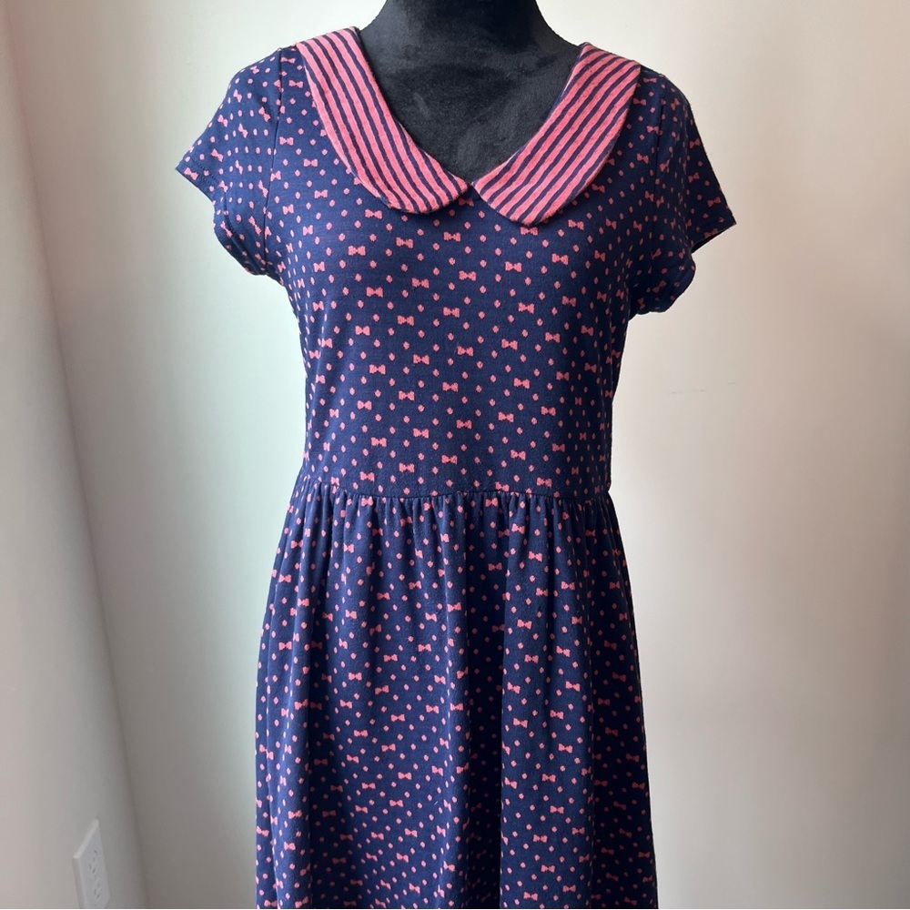 Doe & Rae Pink and Navy Women’s Dress - Size Large